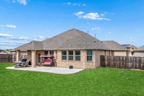 8004 Larch Lane Fort Worth TX 76131