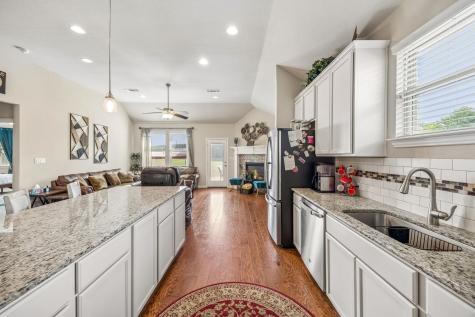 8004 Larch Lane Fort Worth TX 76131