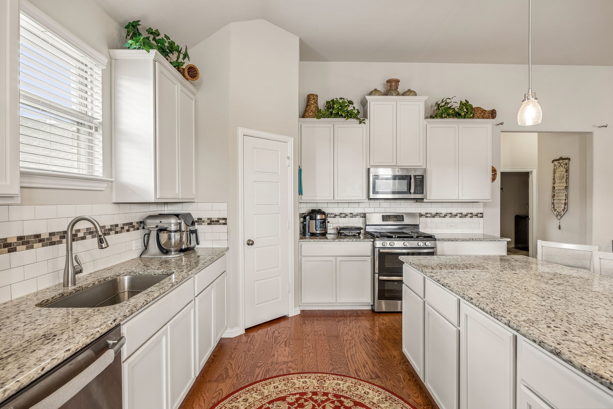 8004 Larch Lane Fort Worth TX 76131