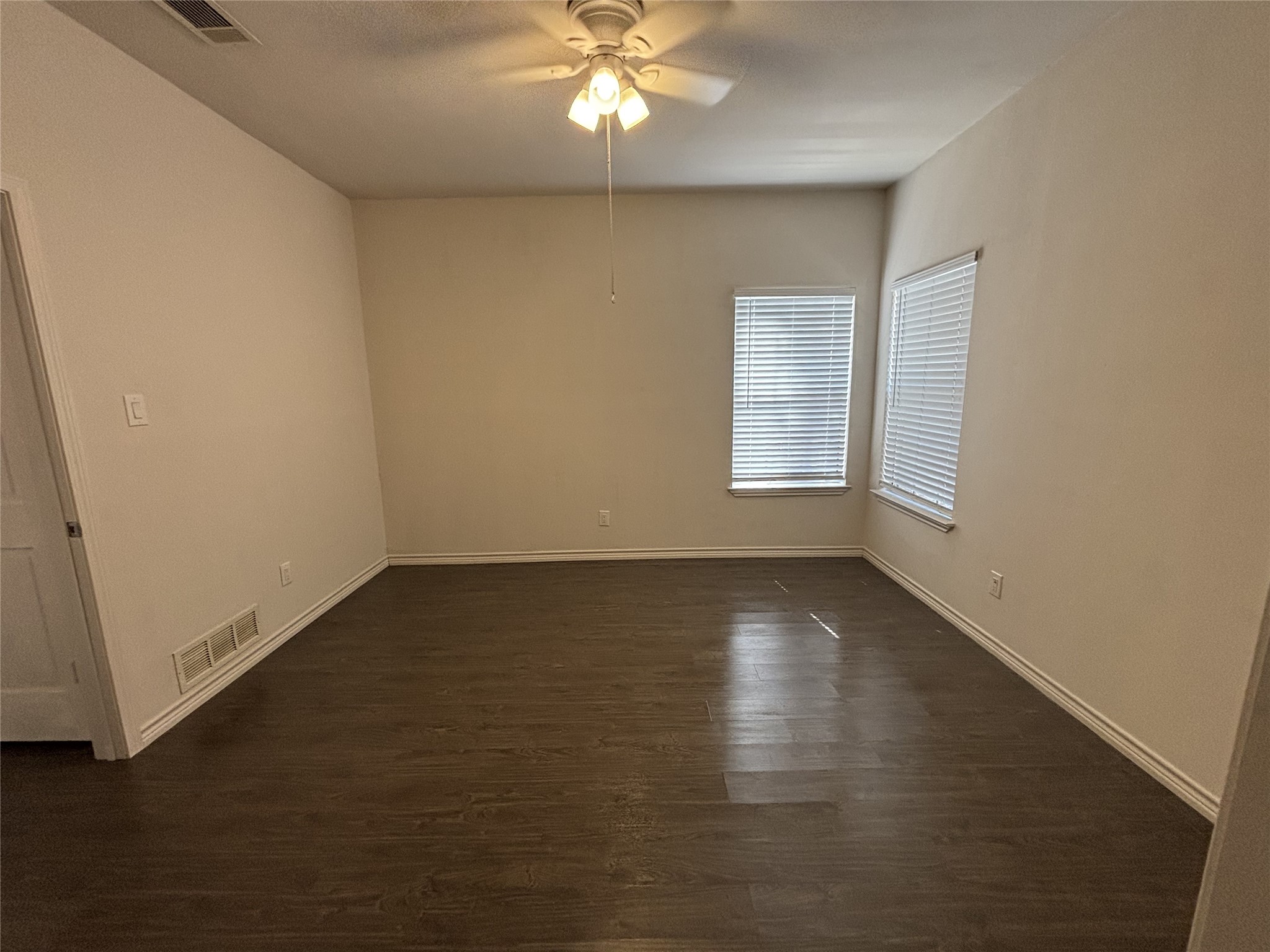 614 Canterbury Street Euless TX 76039