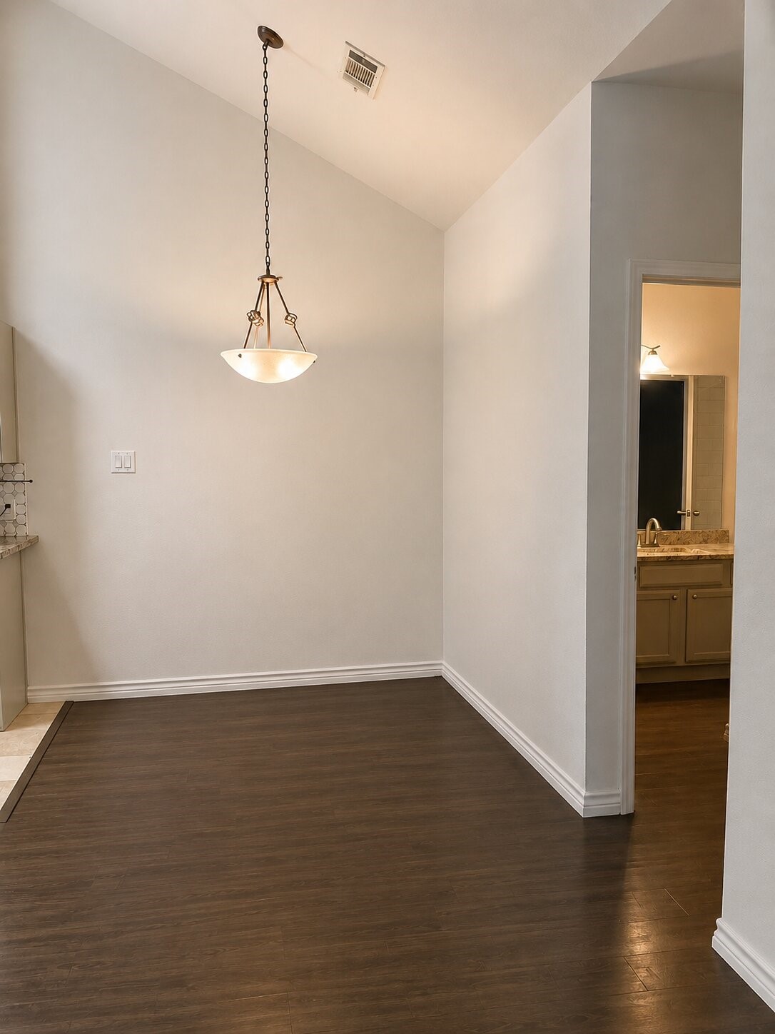 614 Canterbury Street Euless TX 76039