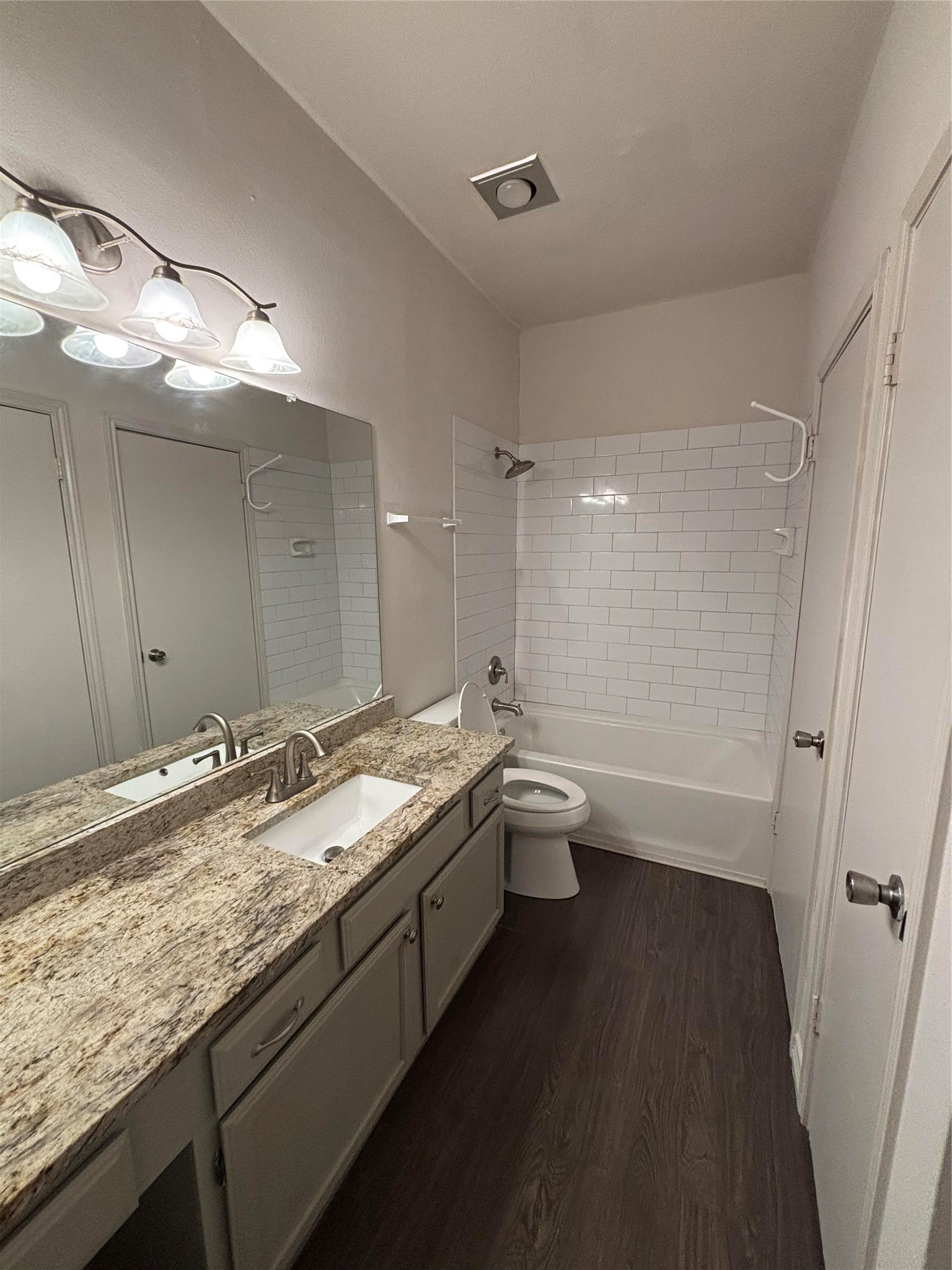 614 Canterbury Street Euless TX 76039