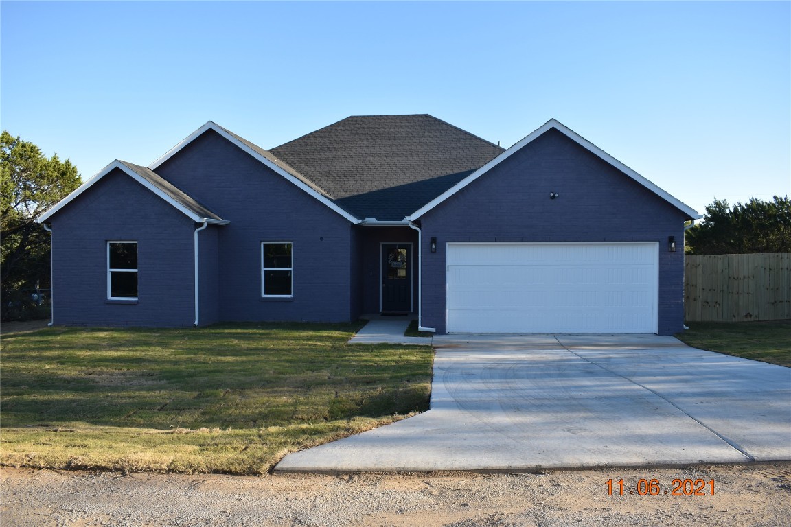 2315 Navasota Street Granbury TX 76048