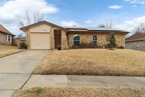 1321 Colony Drive Garland TX 75040