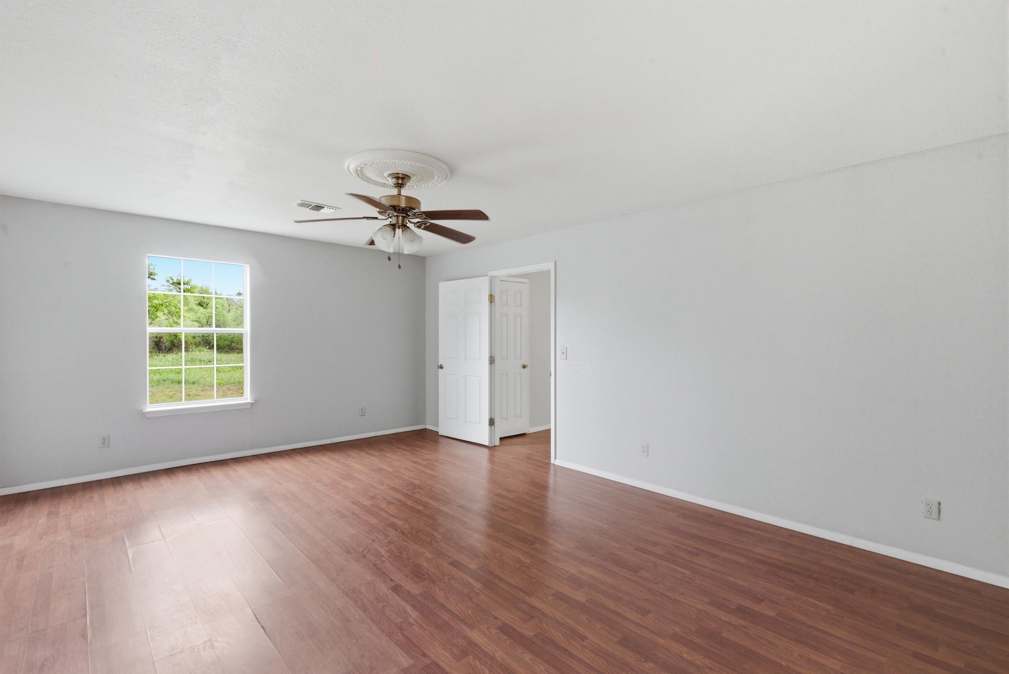 16665 State Highway 206 Cross Plains TX 76443