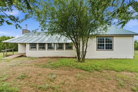 16665 State Highway 206 Cross Plains TX 76443