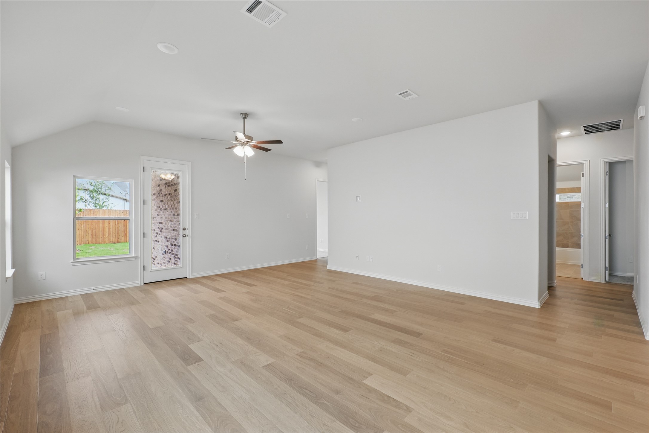 4352 Biddle Street Midlothian TX 76065