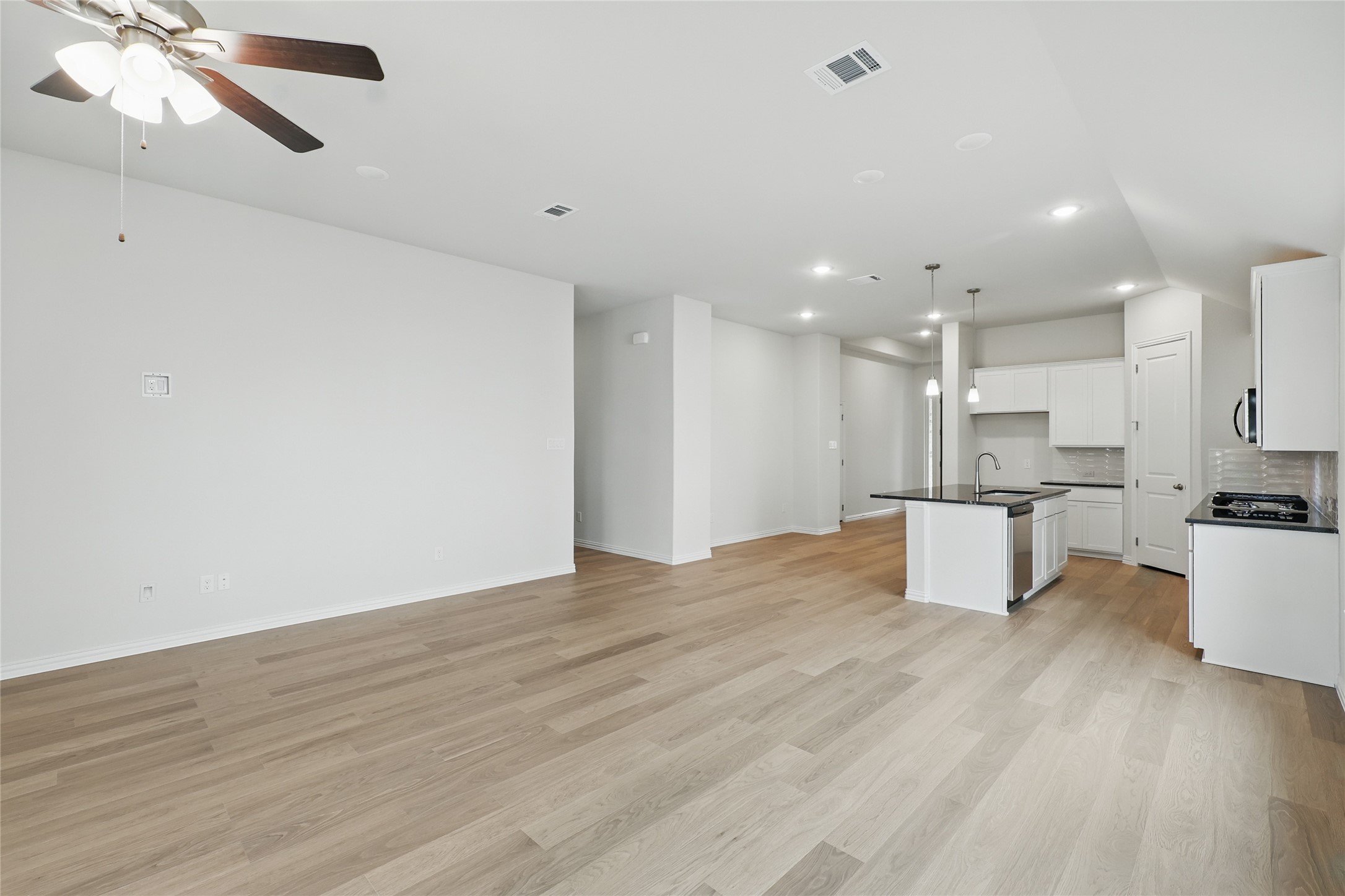 4352 Biddle Street Midlothian TX 76065