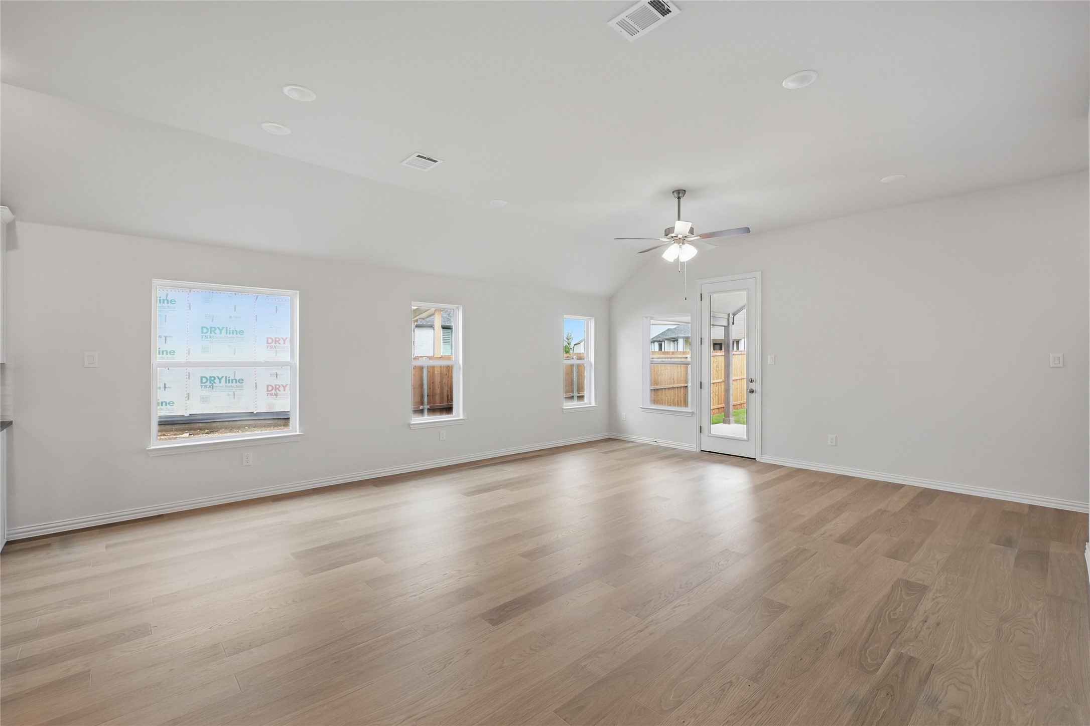 4352 Biddle Street Midlothian TX 76065
