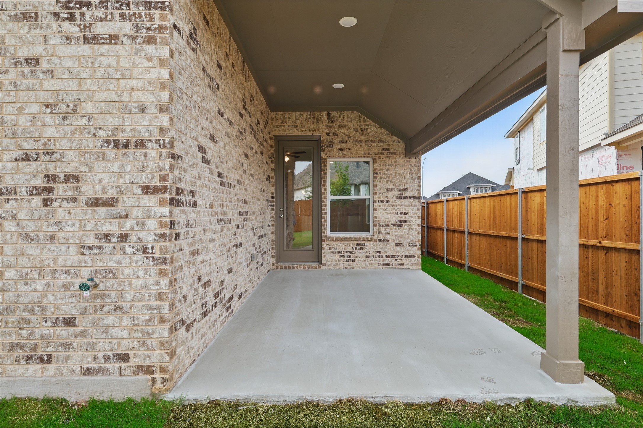 4352 Biddle Street Midlothian TX 76065