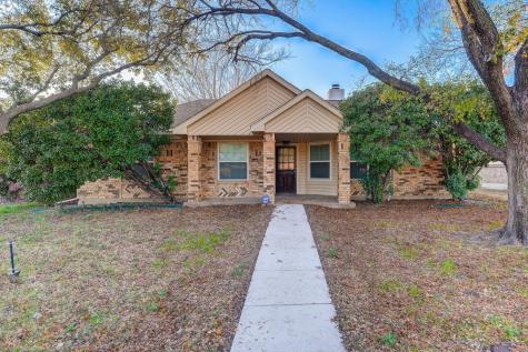 1697 Autumn Breeze Lane Lewisville TX 75077