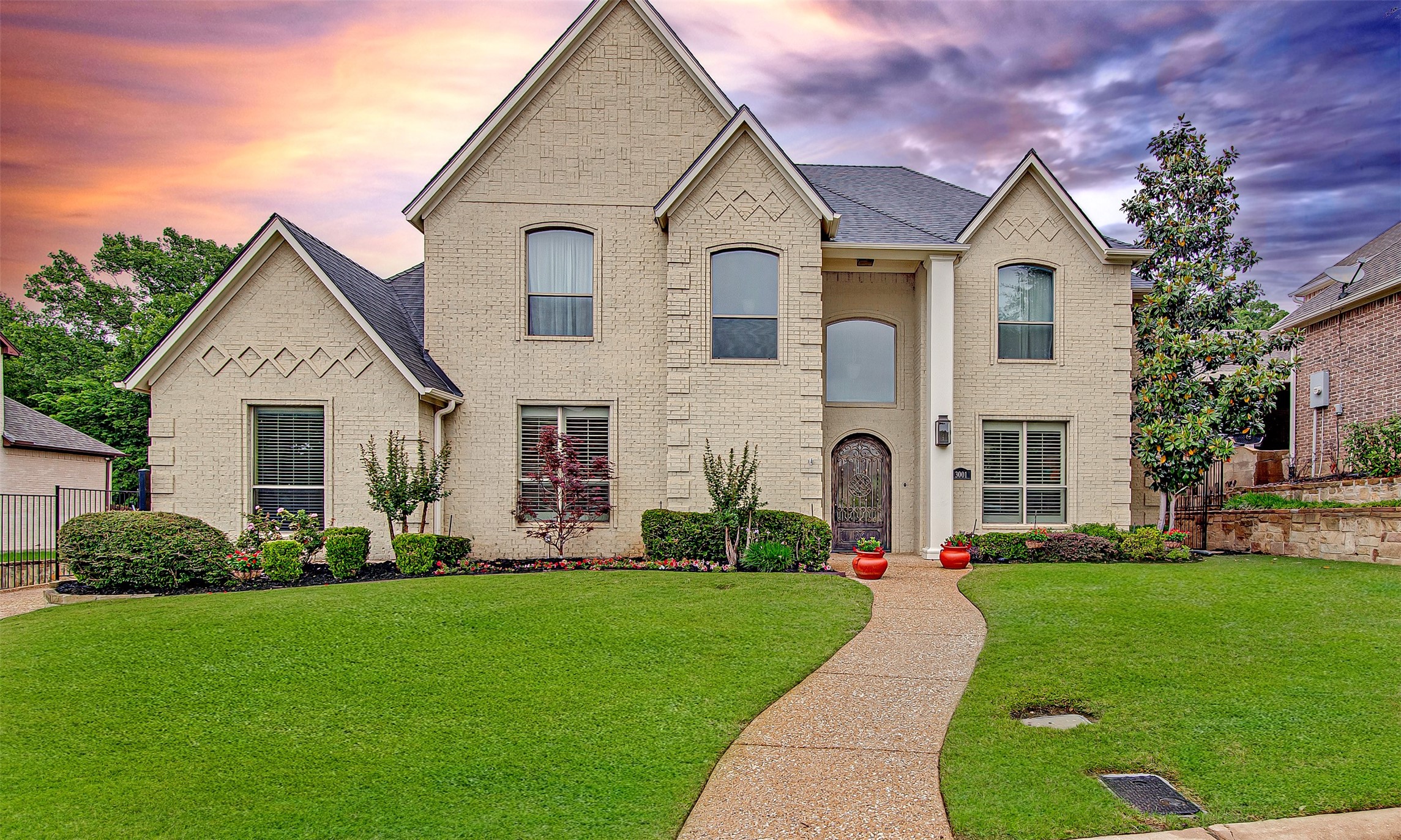 3001 Sunray Valley Court Arlington TX 76012