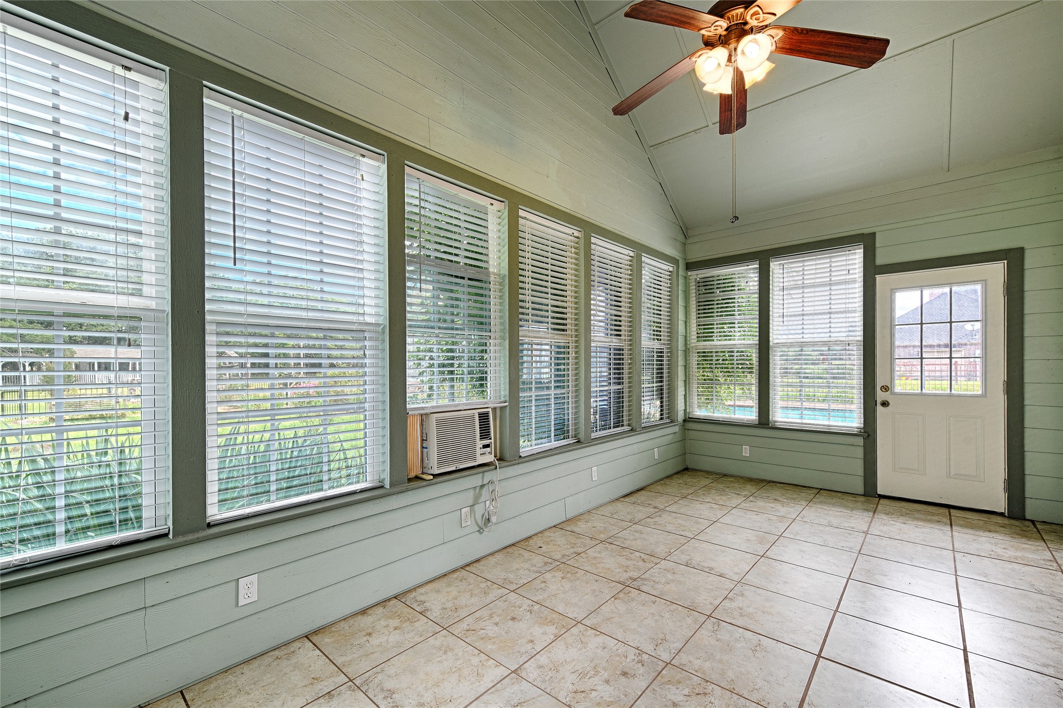 4082 Tracy Lane Greenville TX 75402