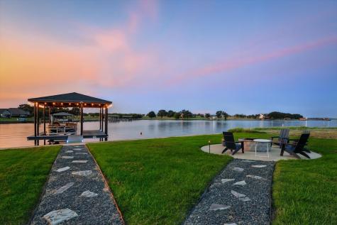 7025 Lake Vista Drive Streetman TX 75859
