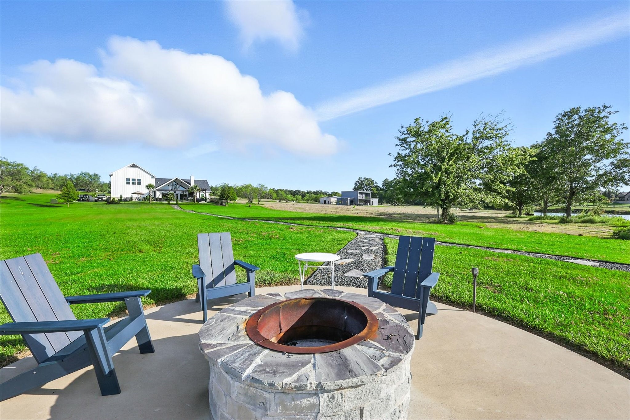 7025 Lake Vista Drive Streetman TX 75859