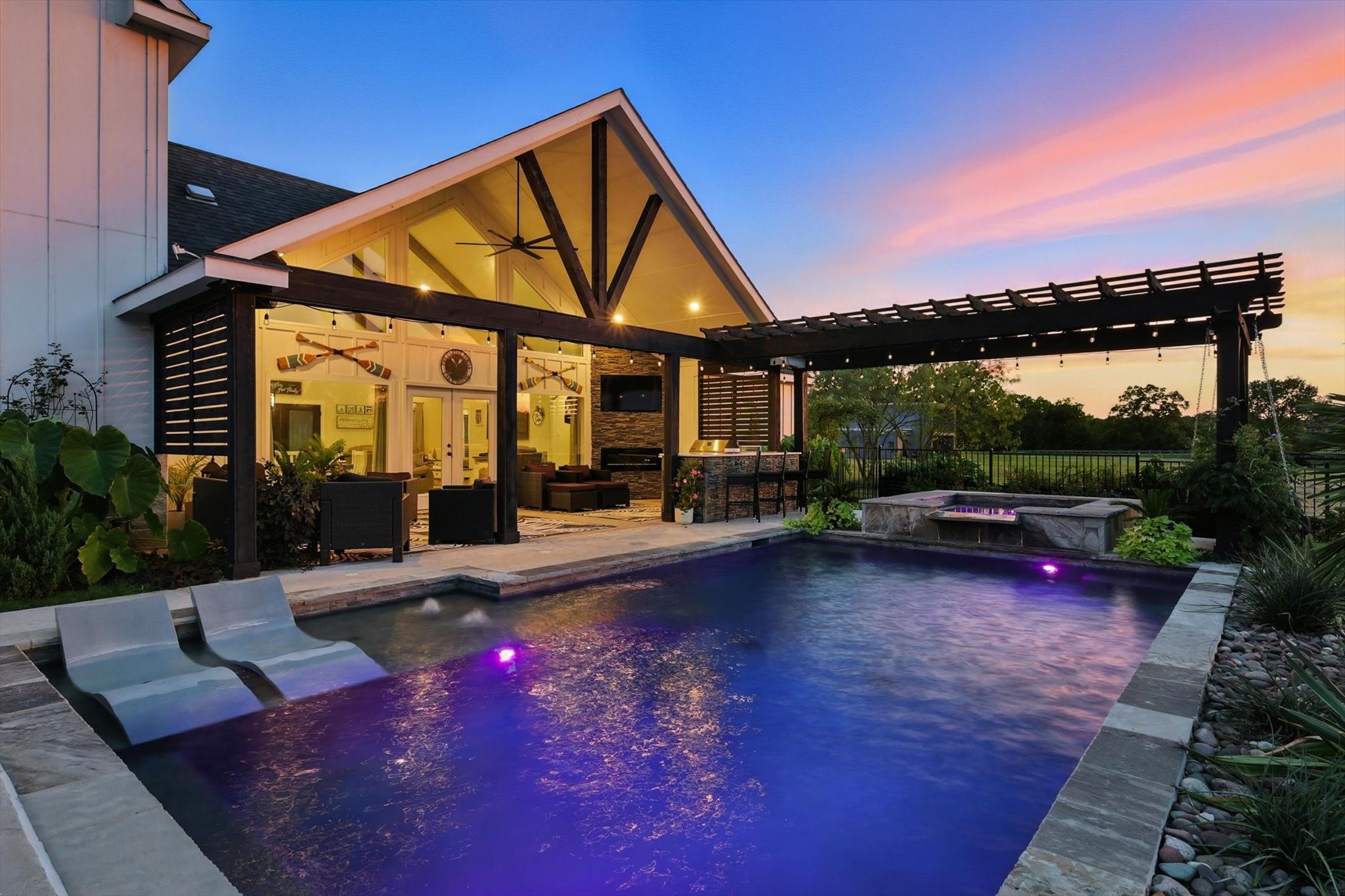 7025 Lake Vista Drive Streetman TX 75859