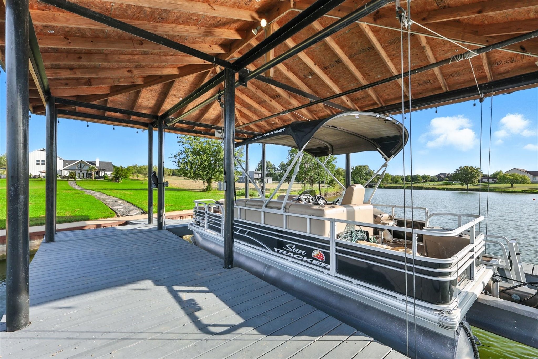 7025 Lake Vista Drive Streetman TX 75859