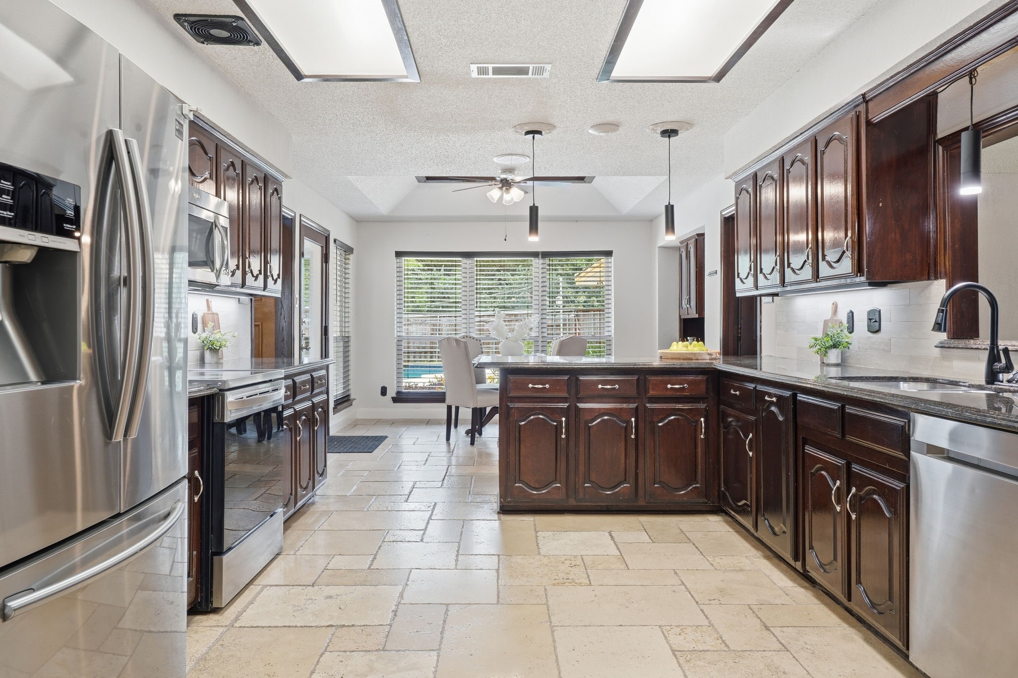 906 Greenbriar Lane Duncanville TX 75137