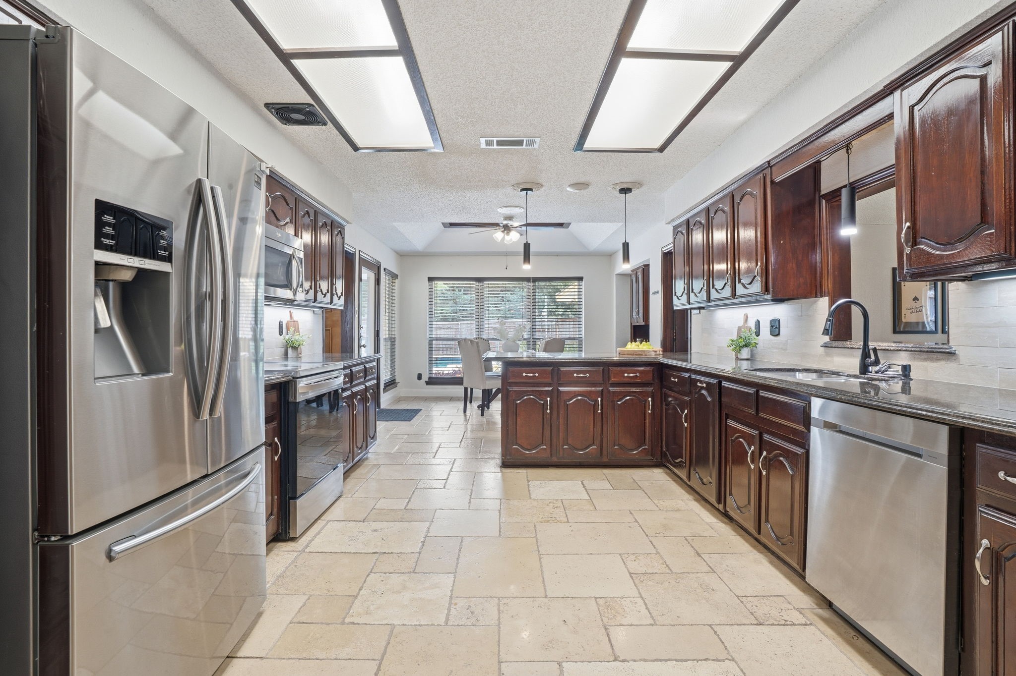 906 Greenbriar Lane Duncanville TX 75137