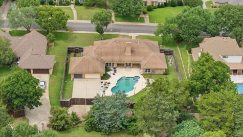 906 Greenbriar Lane Duncanville TX 75137