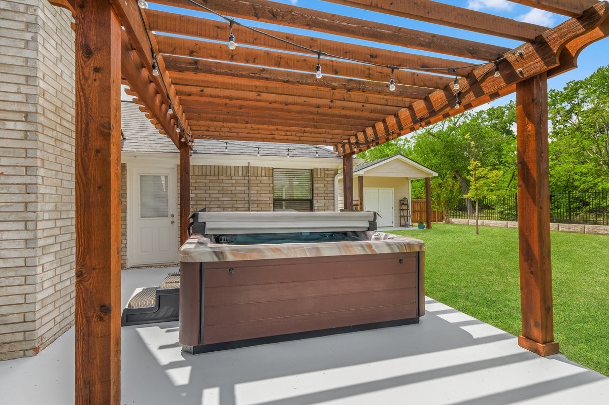 1133 Timber Creek Drive Weatherford TX 76086