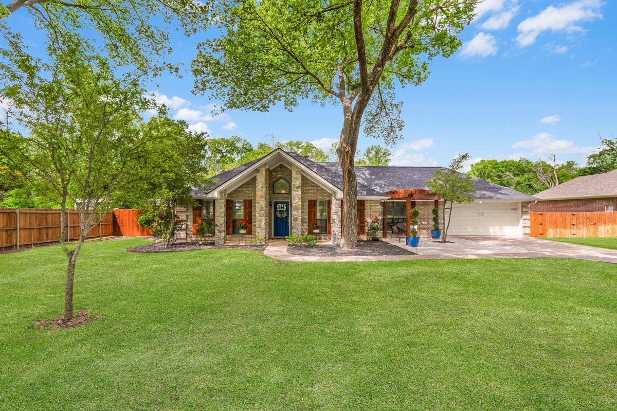1133 Timber Creek Drive Weatherford TX 76086