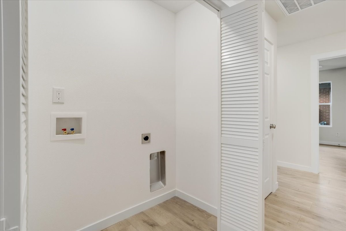 224 W Dexter Street Sherman TX 75092