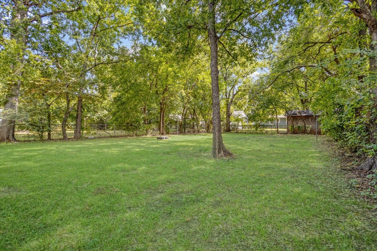 224 W Dexter Street Sherman TX 75092