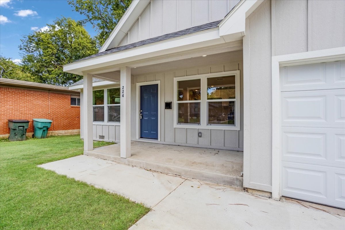 224 W Dexter Street Sherman TX 75092