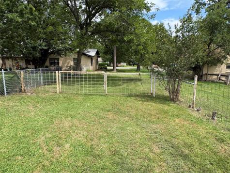 323 S Fisher Street Gorman TX 76454
