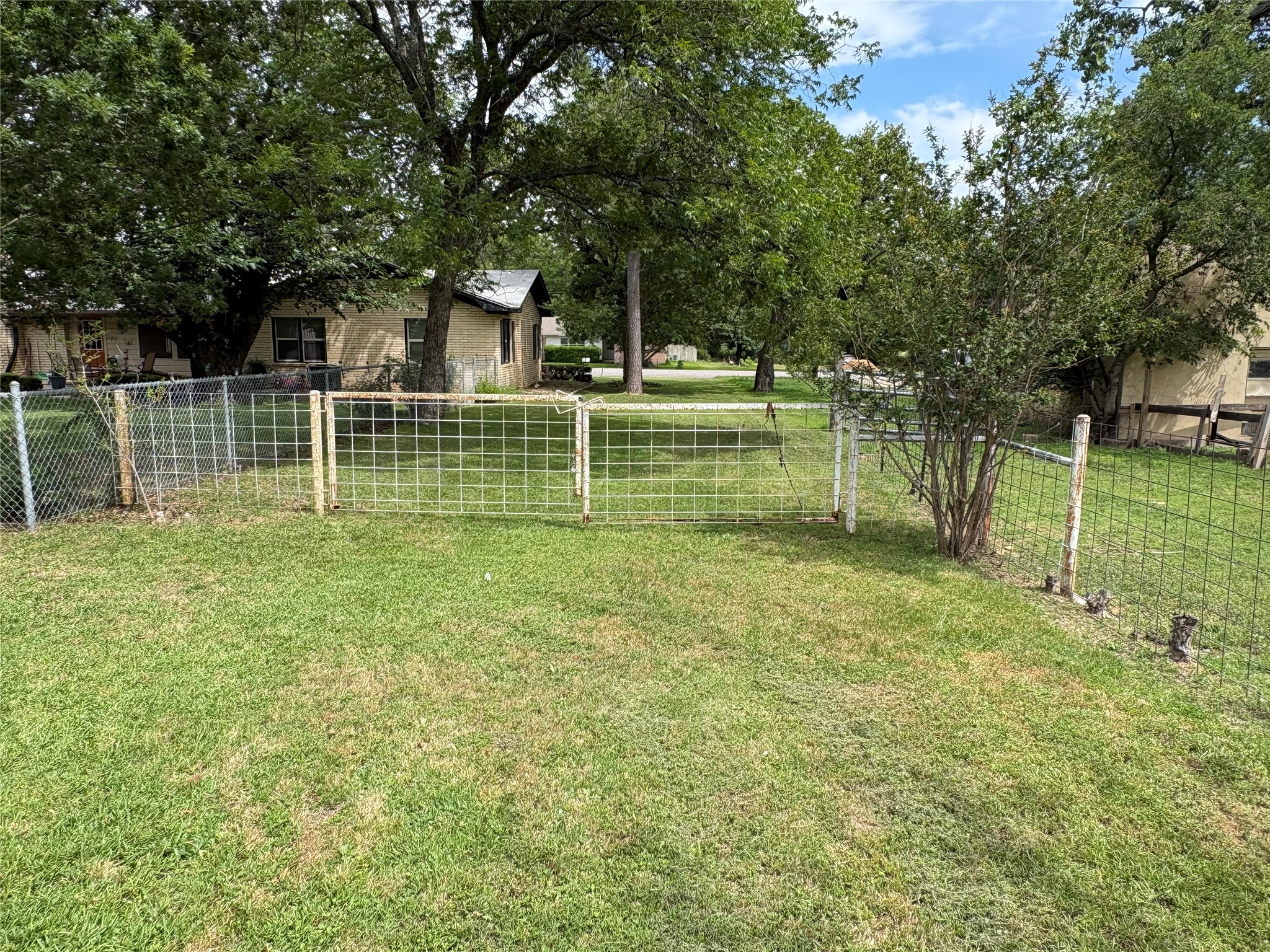 323 S Fisher Street Gorman TX 76454