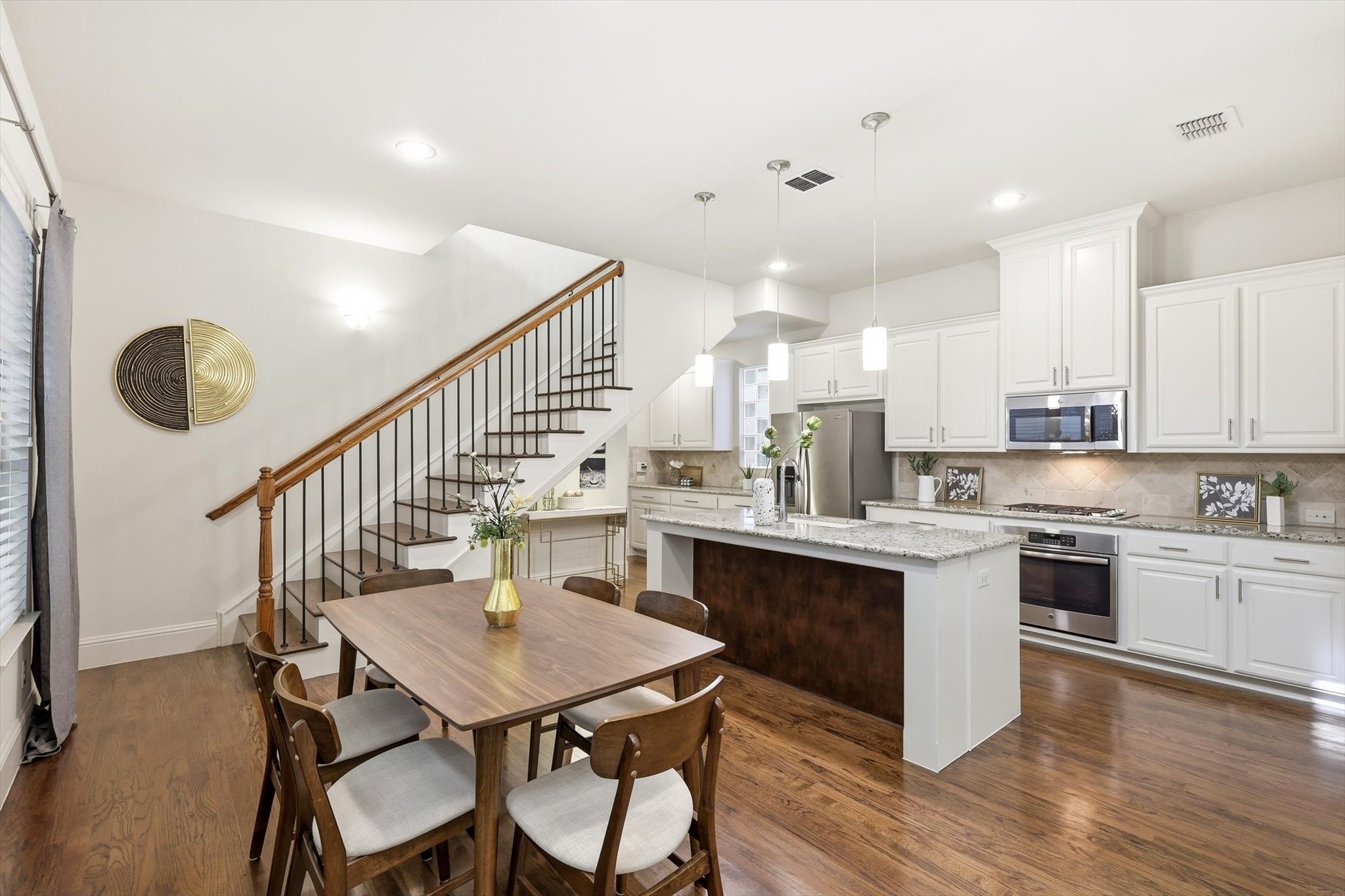 516 Sandy Lane Flower Mound TX 75022