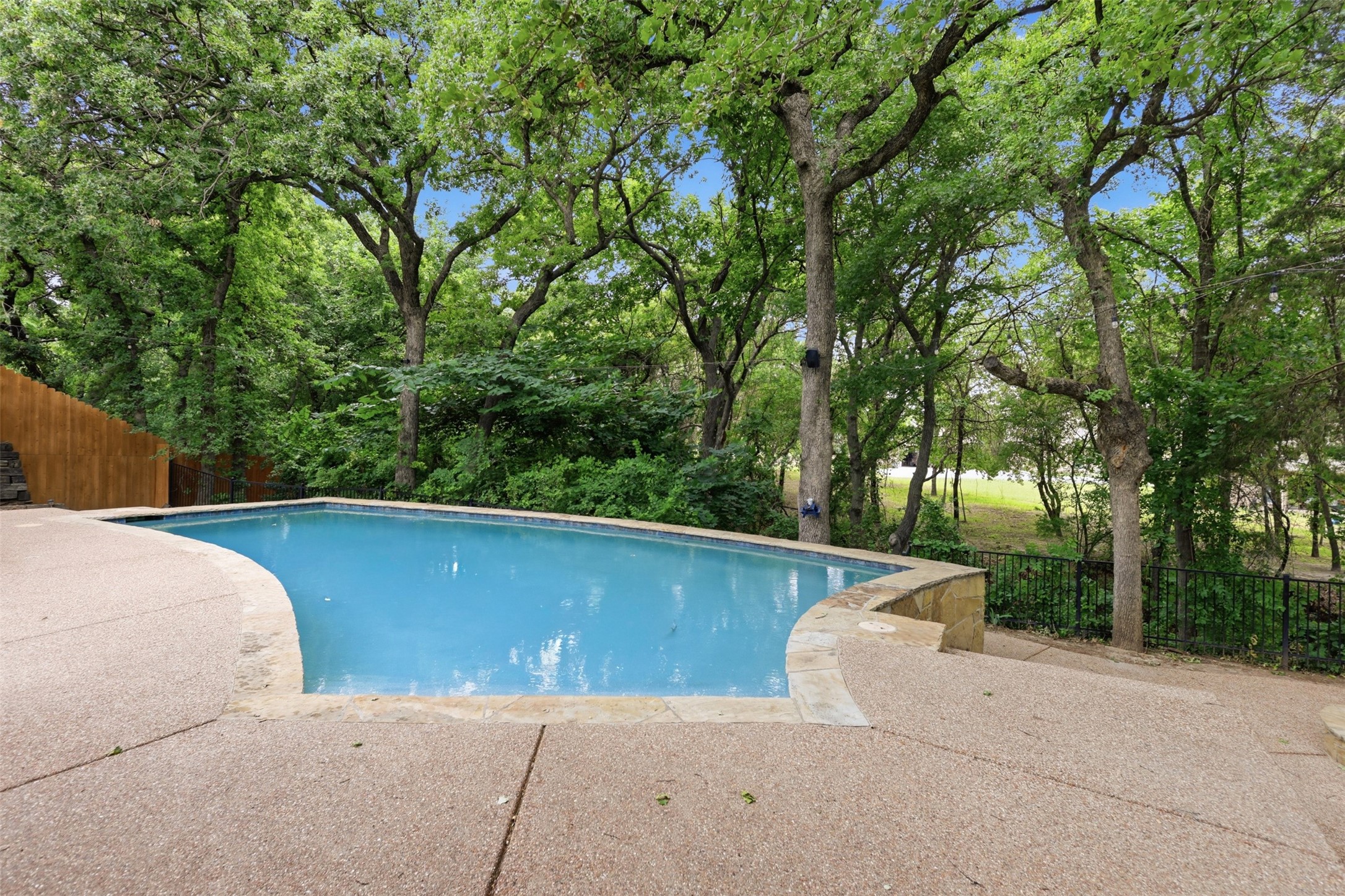 2105 Country Brook Drive Weatherford TX 76087