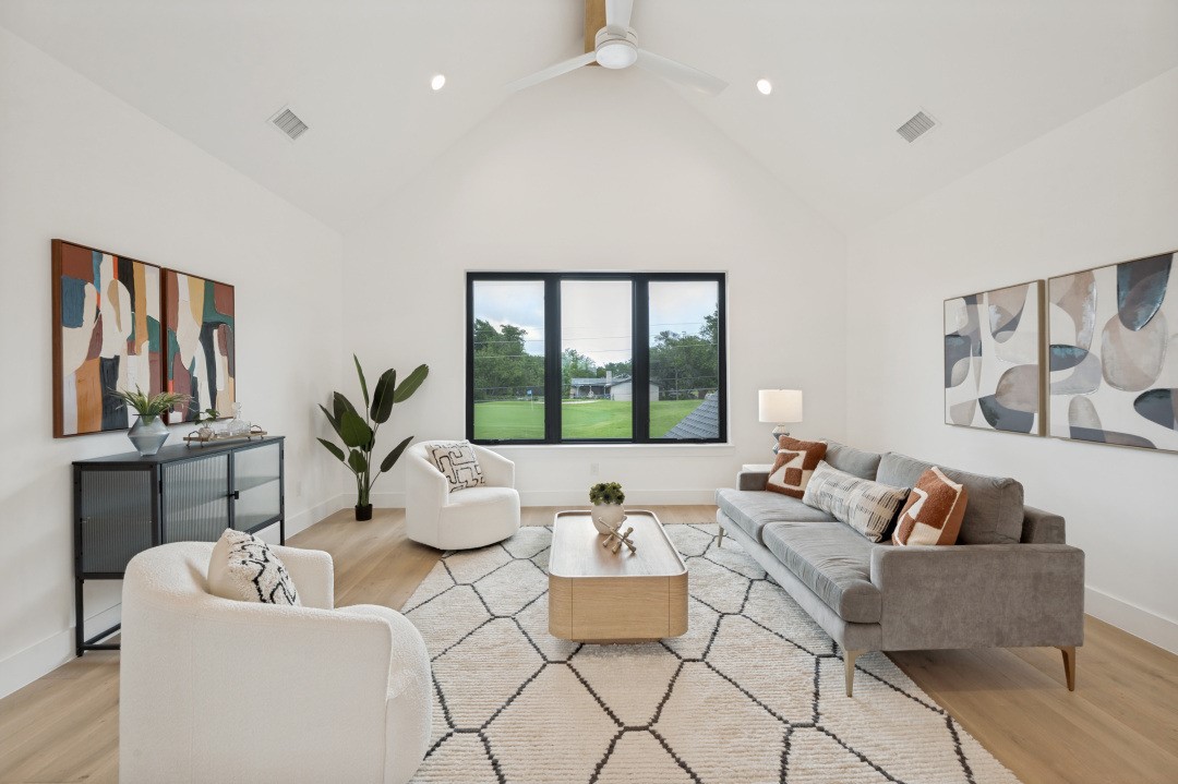 14410 Southern Pines Drive Farmers Branch TX 75234