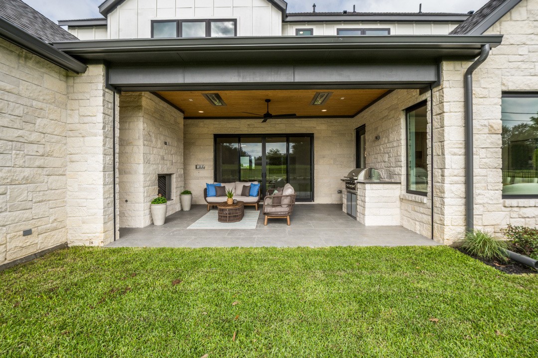 14410 Southern Pines Drive Farmers Branch TX 75234
