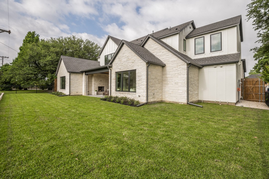 14410 Southern Pines Drive Farmers Branch TX 75234