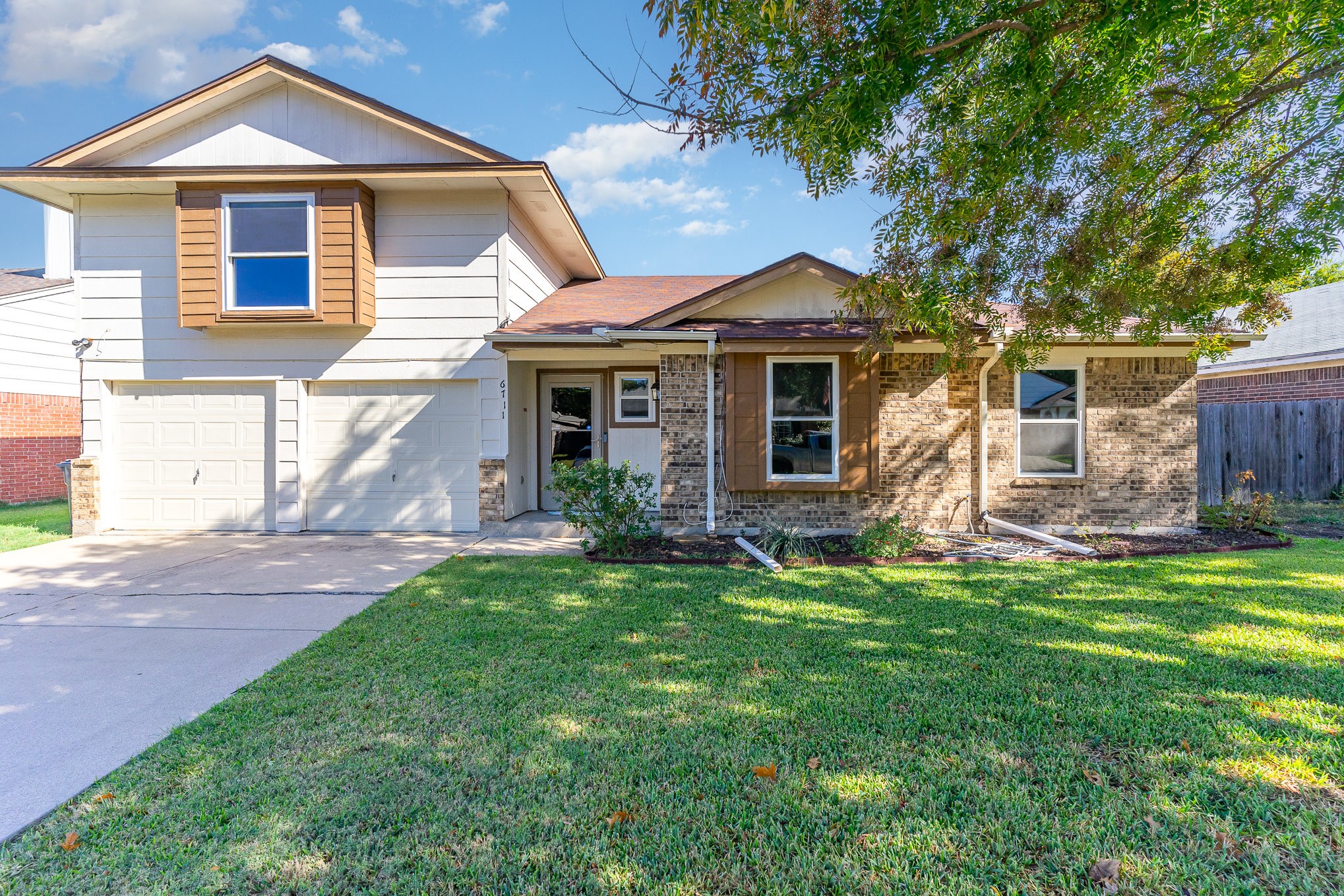 6711 Copperwood Court Arlington TX 76001