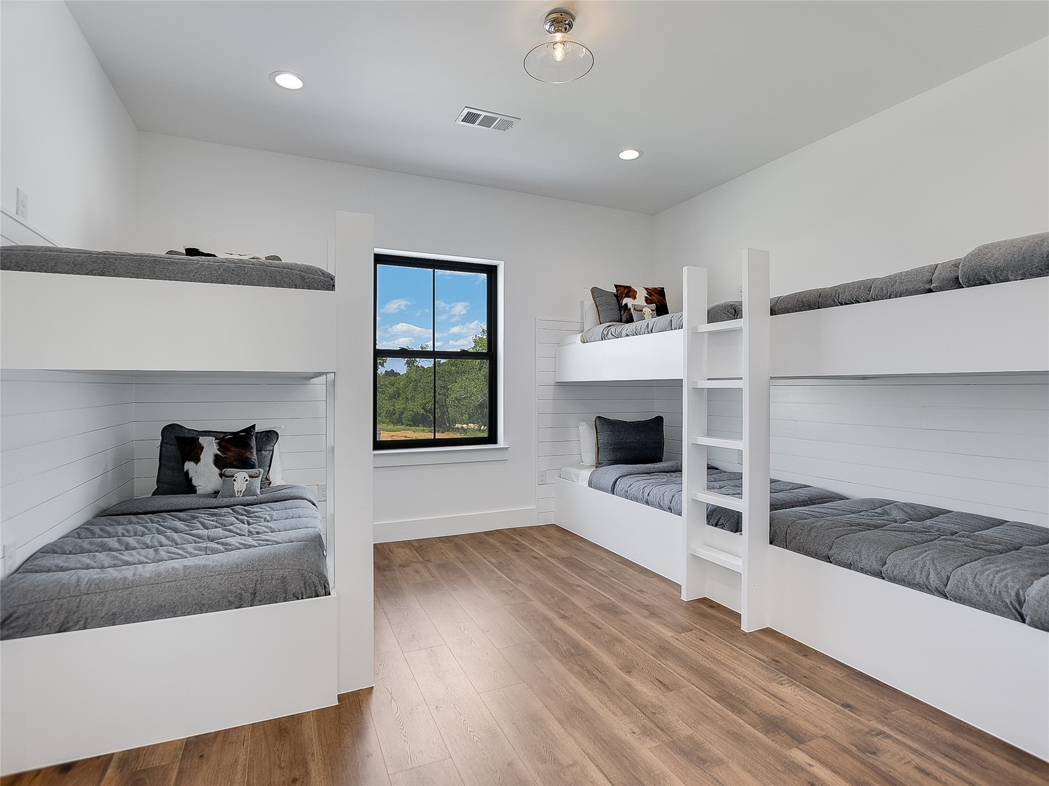 2411 Cherry Lane Kingsland TX 78639