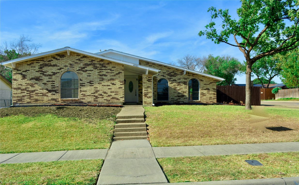 4721 Strickland Avenue The Colony TX 75056