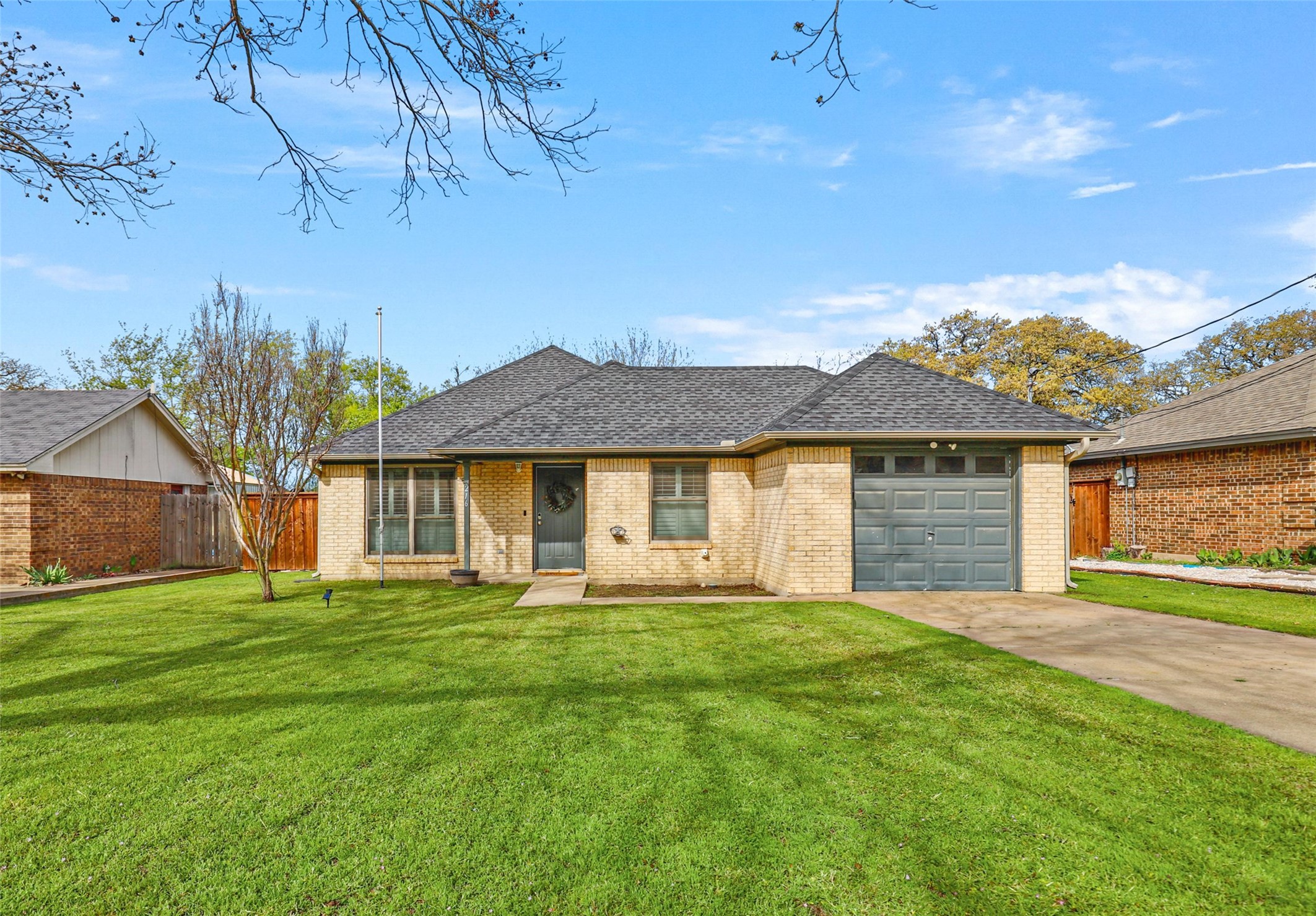 216 Cherry Street Weatherford TX 76086