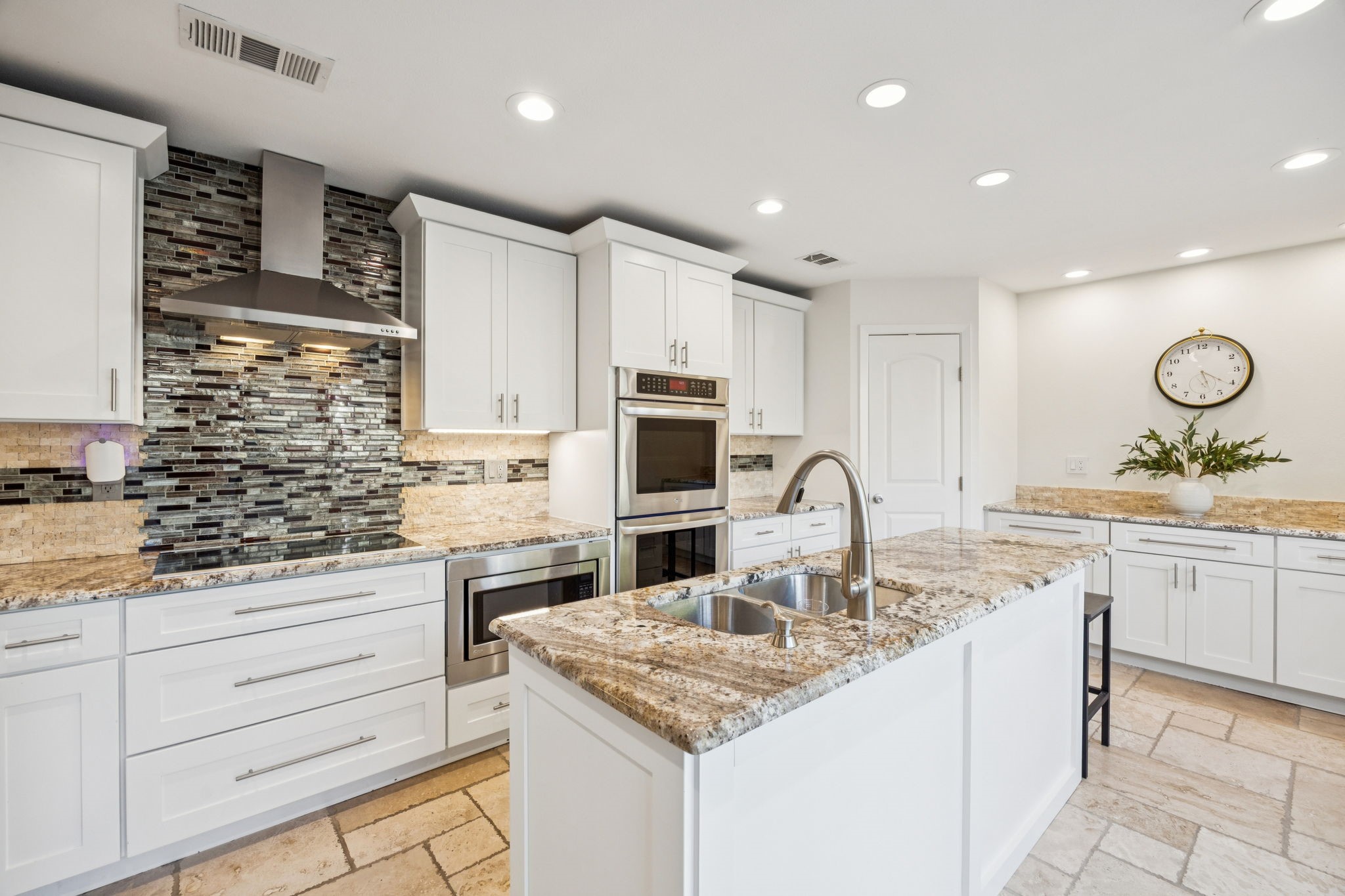 6023 Black Berry Lane Dallas TX 75248