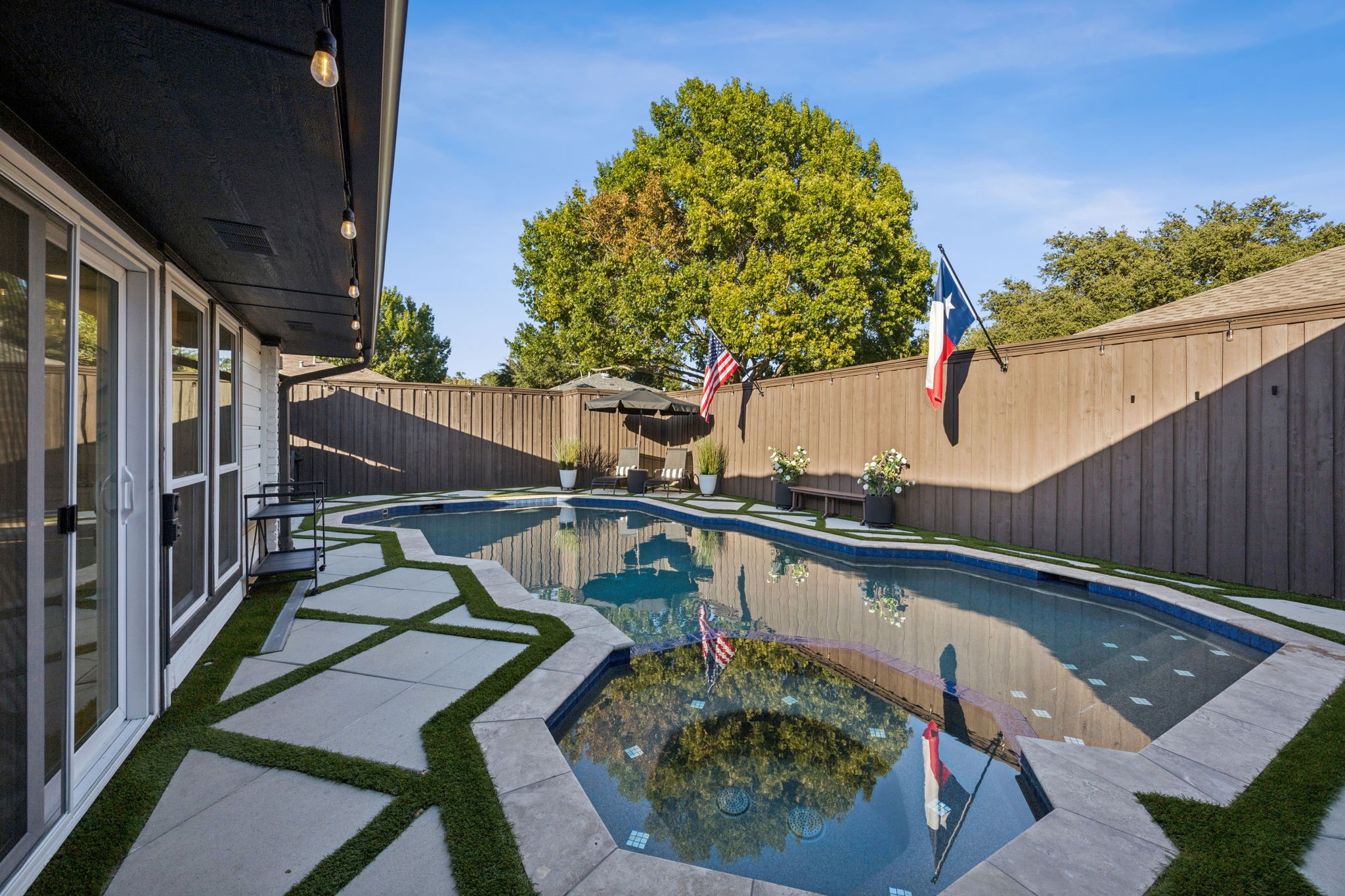 6023 Black Berry Lane Dallas TX 75248