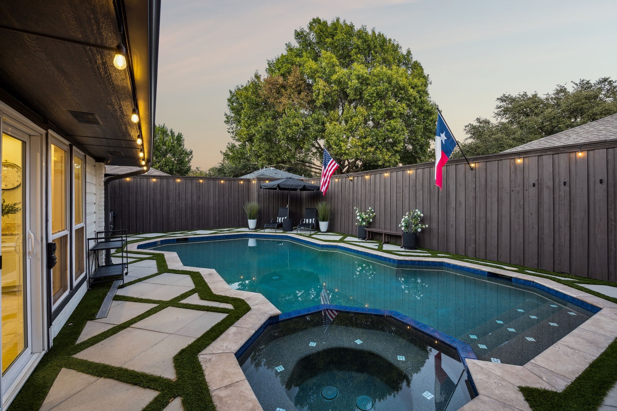 6023 Black Berry Lane Dallas TX 75248