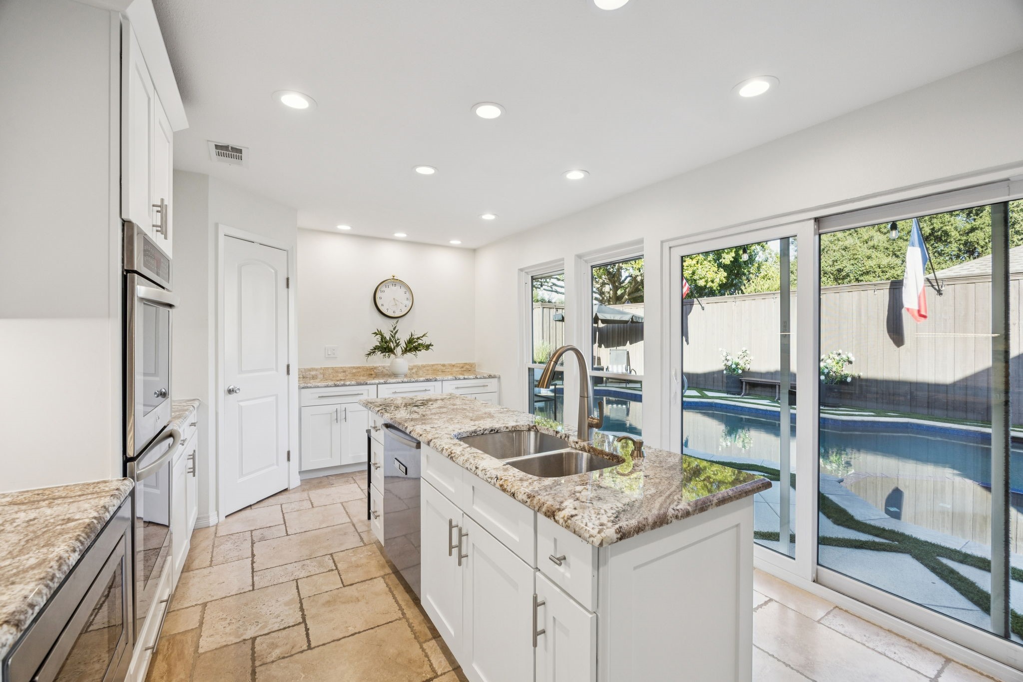 6023 Black Berry Lane Dallas TX 75248