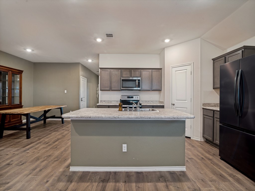 709 Darlington Oak Avenue Royse City TX 75189