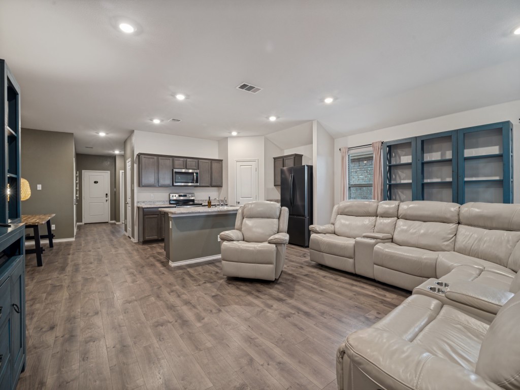709 Darlington Oak Avenue Royse City TX 75189