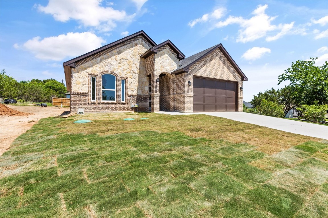 2312 Navasota Street Granbury TX 76048