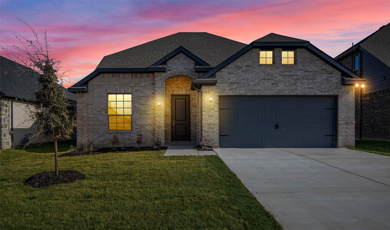 624 Congressional Avenue Red Oak TX 75154