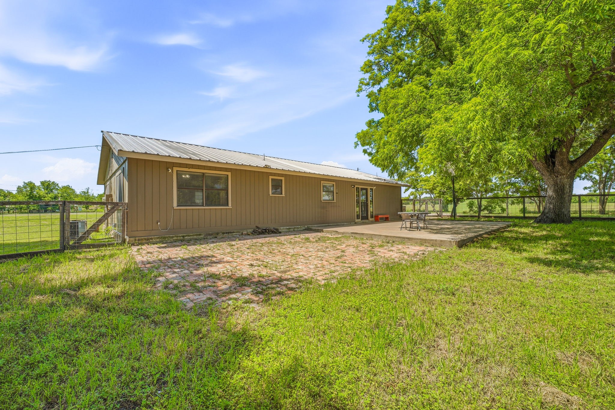 1105 Indian Creek Drive Comanche TX 76442