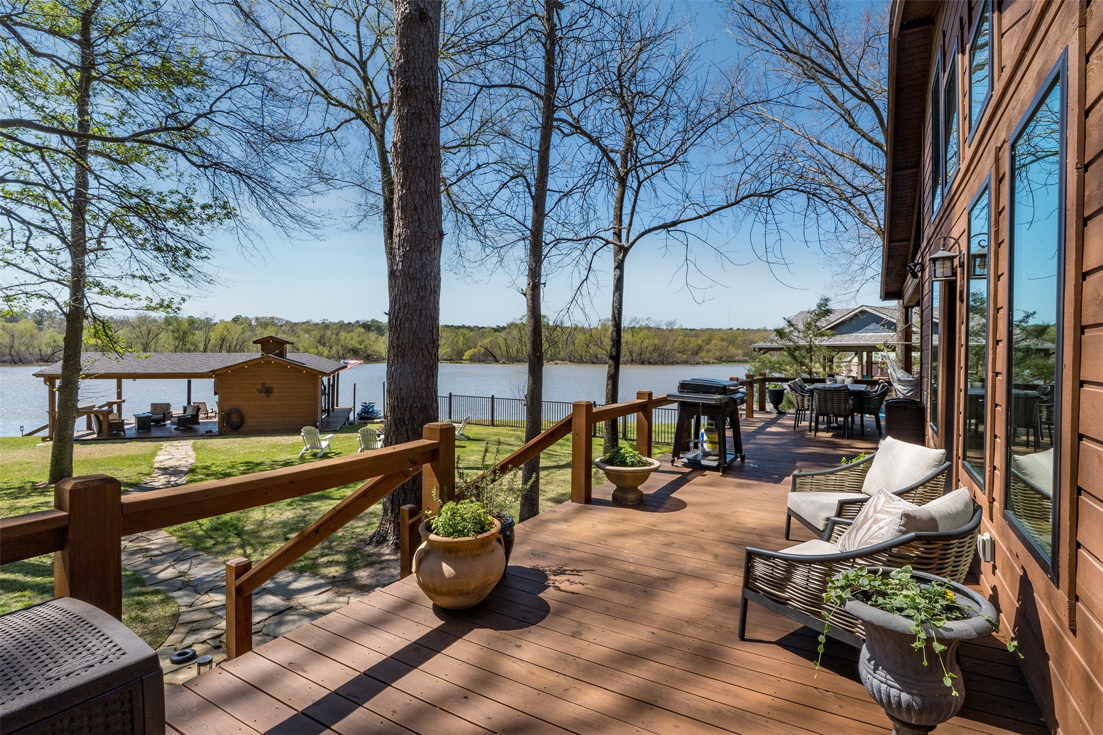 551 W Eagle Point Drive Mount Vernon TX 75457
